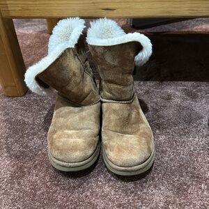 Bailey button tan Ugg